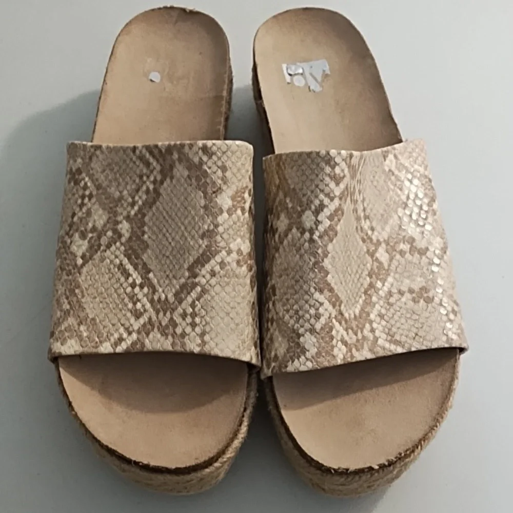 Dolce Vita Tan Espadrille Slide Platform Shoes